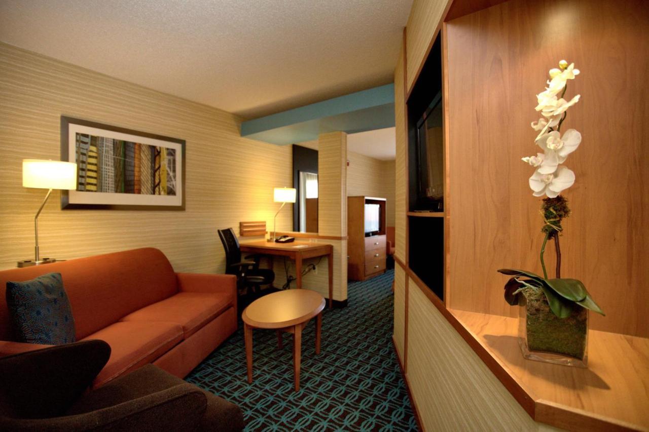 Fairfield Inn & Suites By Marriott Edison - South Plainfield Εξωτερικό φωτογραφία