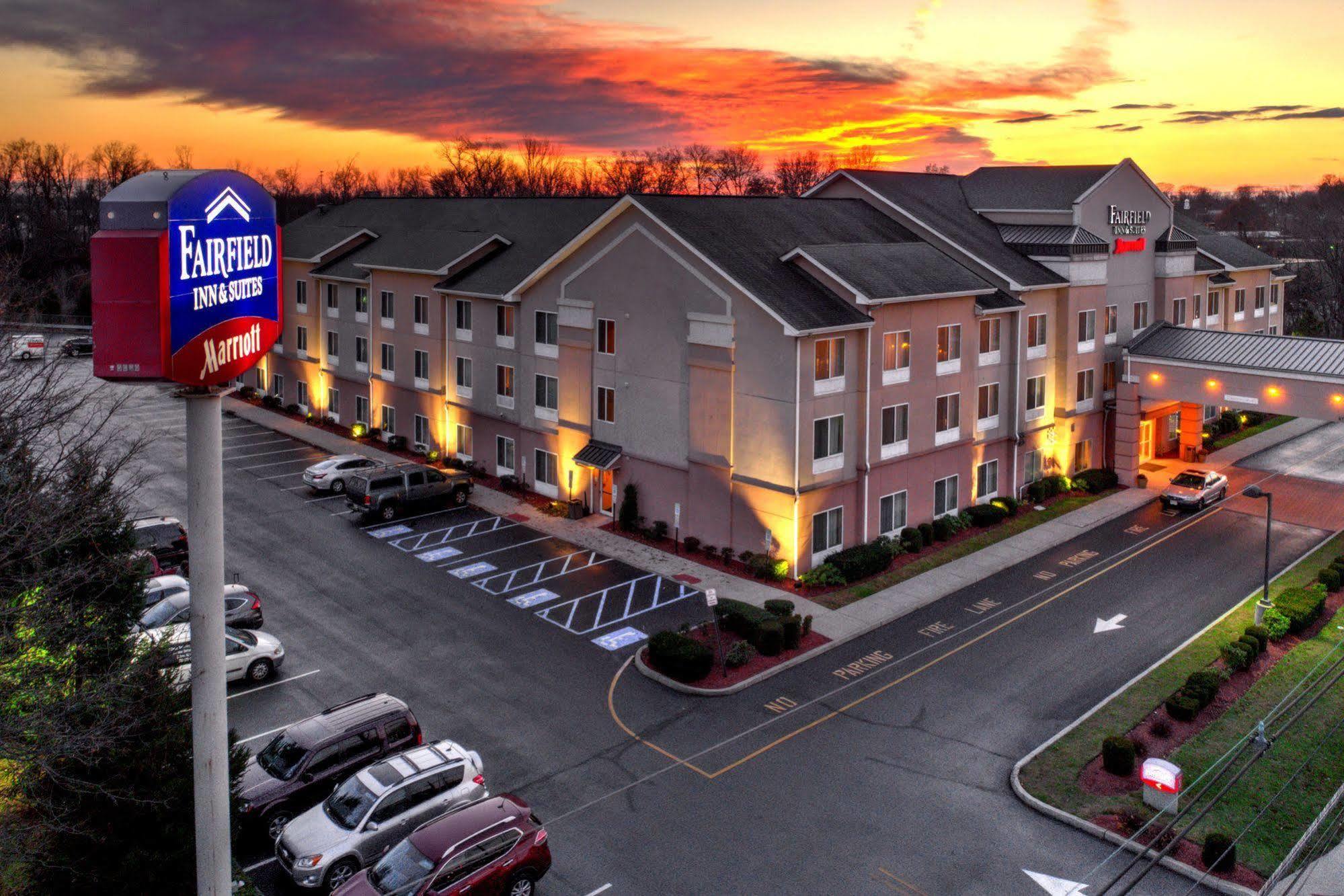 Fairfield Inn & Suites By Marriott Edison - South Plainfield Εξωτερικό φωτογραφία